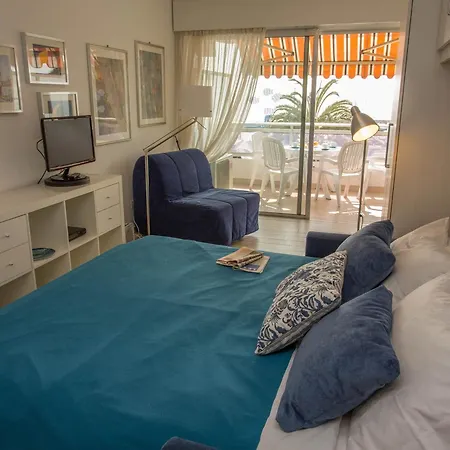 Renove Face Avec Terrasse, Clim, Wifi Et Proche Commodites A - Fr-1-196-167 * Menton